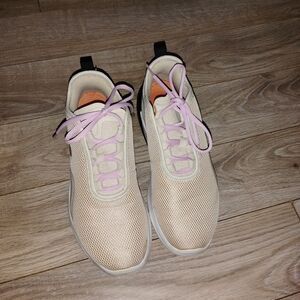 Nike Women's Light Pink Sneakers